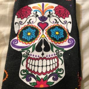 Sugar skull towel.